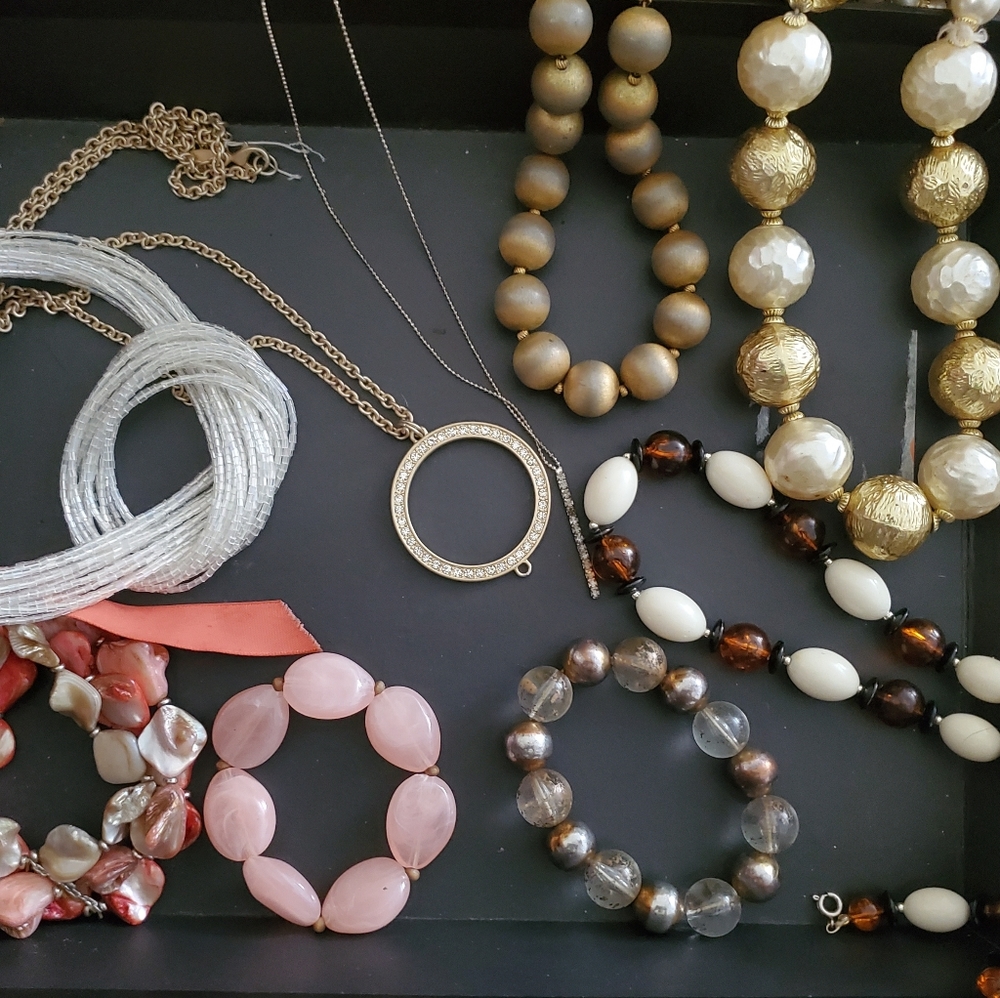 Necklace and bracelet bundle